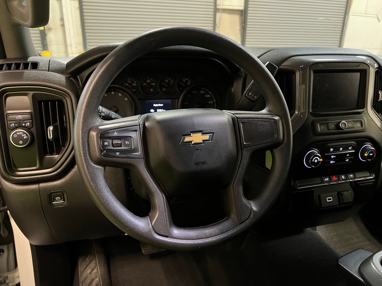 Thumbnail: 2020 Chevrolet Silverado 1500 - 5