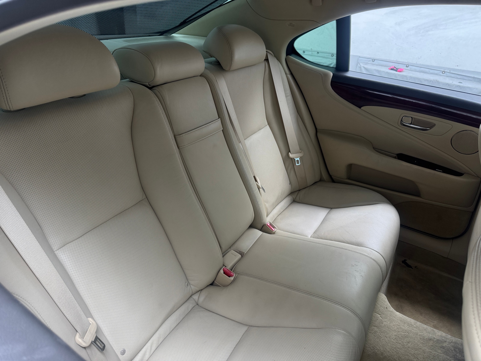 Thumbnail: 2012 Lexus LS - 5