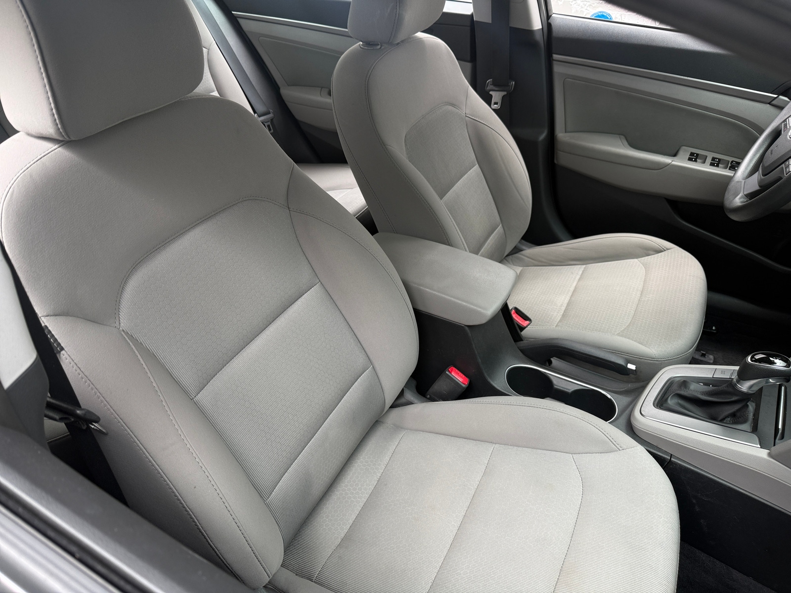 Thumbnail: 2017 Hyundai Elantra - 2