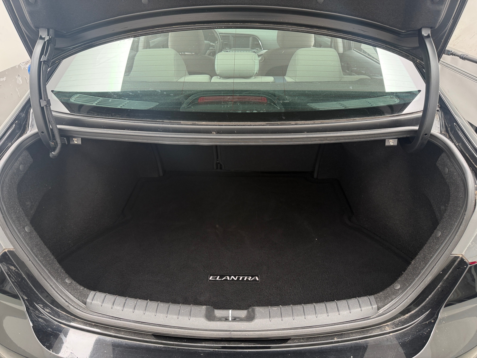 Thumbnail: 2017 Hyundai Elantra - 7