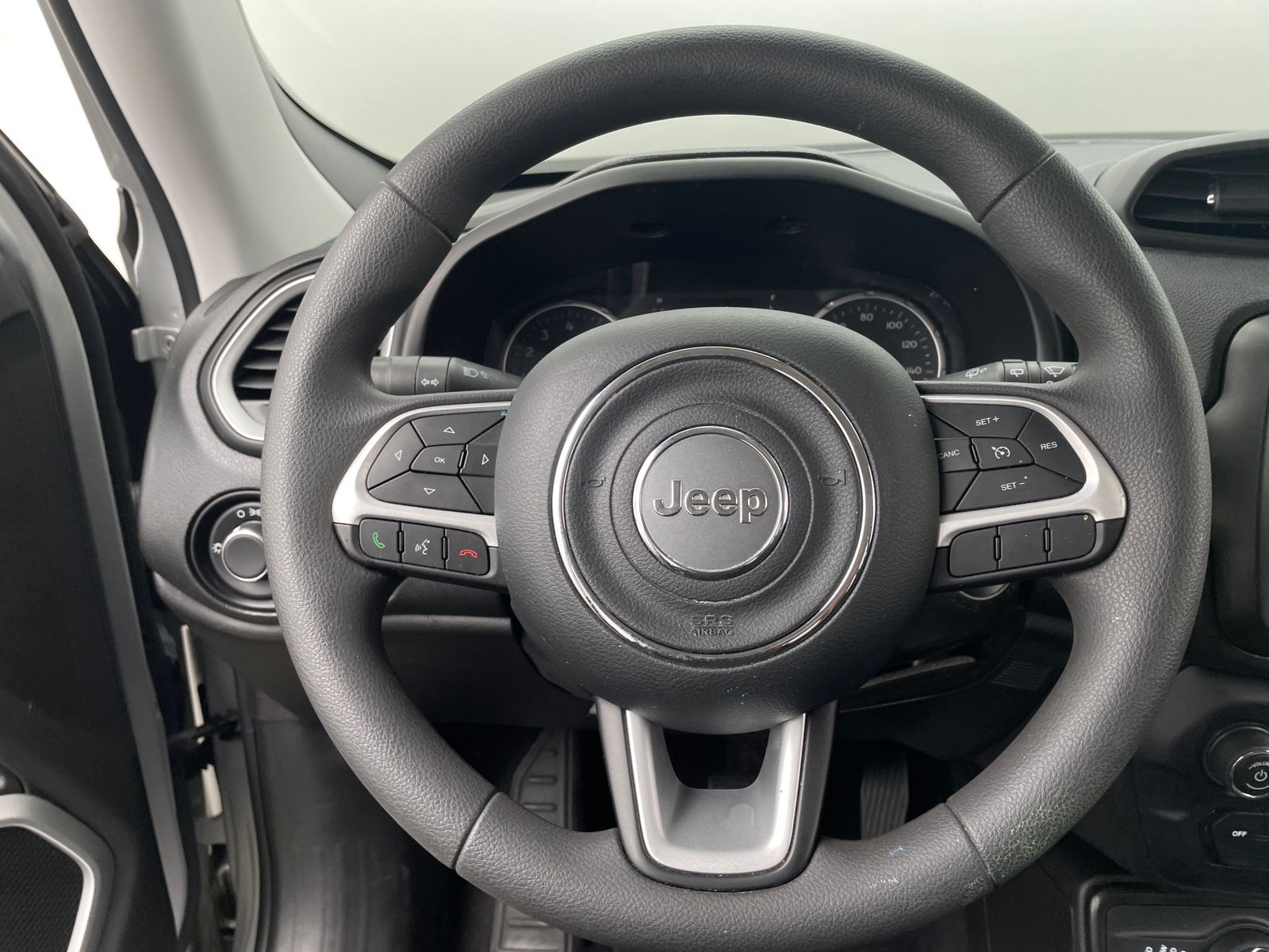 Thumbnail: 2021 Jeep Renegade - 5