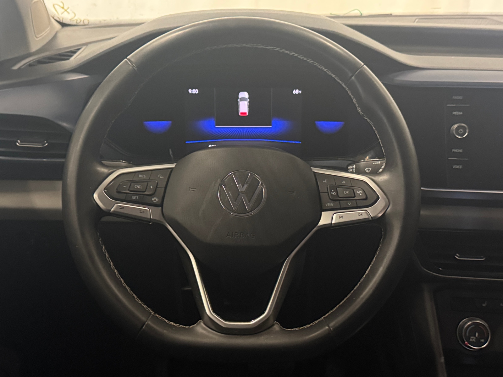 Thumbnail: 2022 Volkswagen Taos - 5