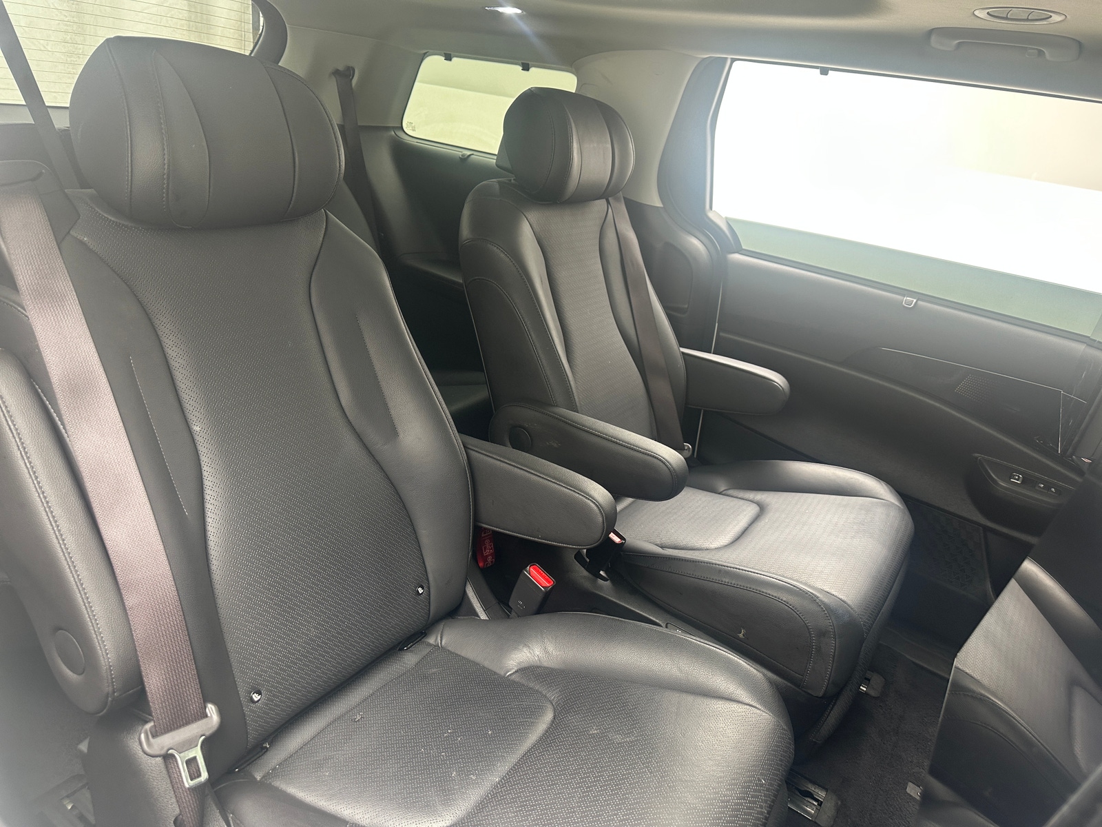 Thumbnail: 2025 Kia Carnival - 5