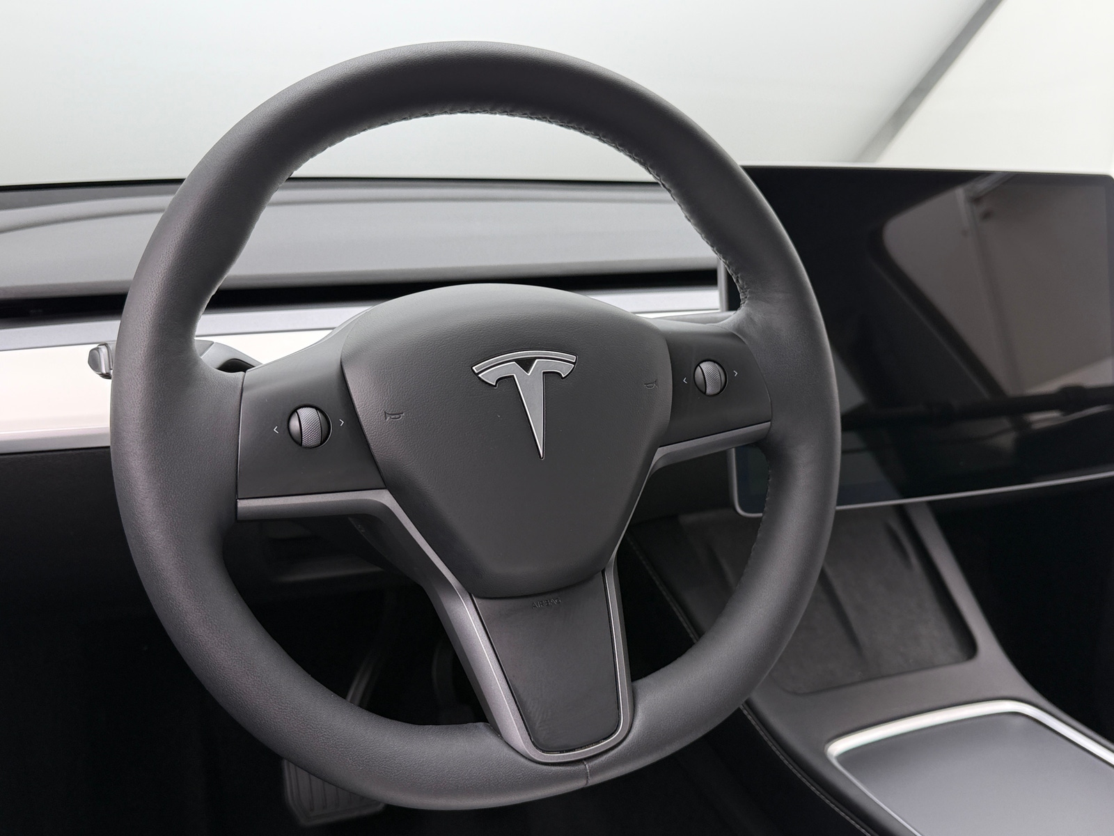 Thumbnail: 2022 Tesla Model Y - 4