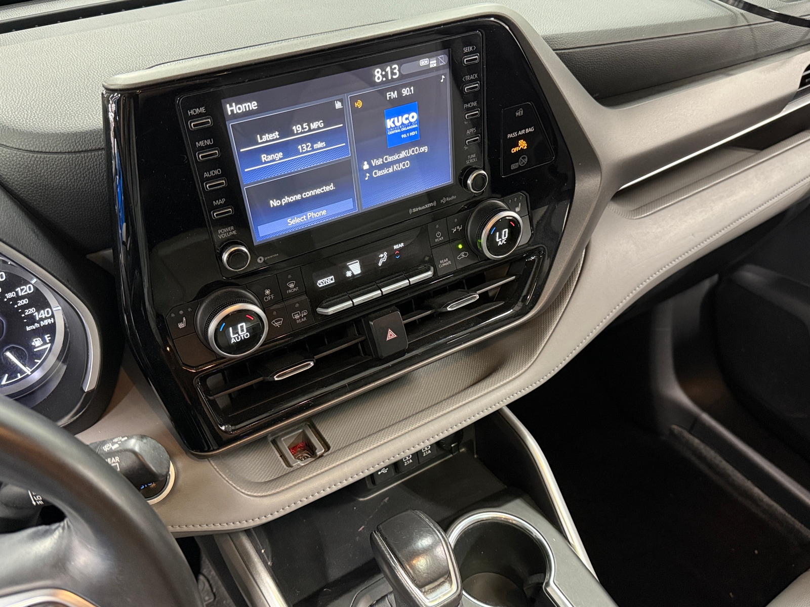 Thumbnail: 2021 Toyota Highlander - 3