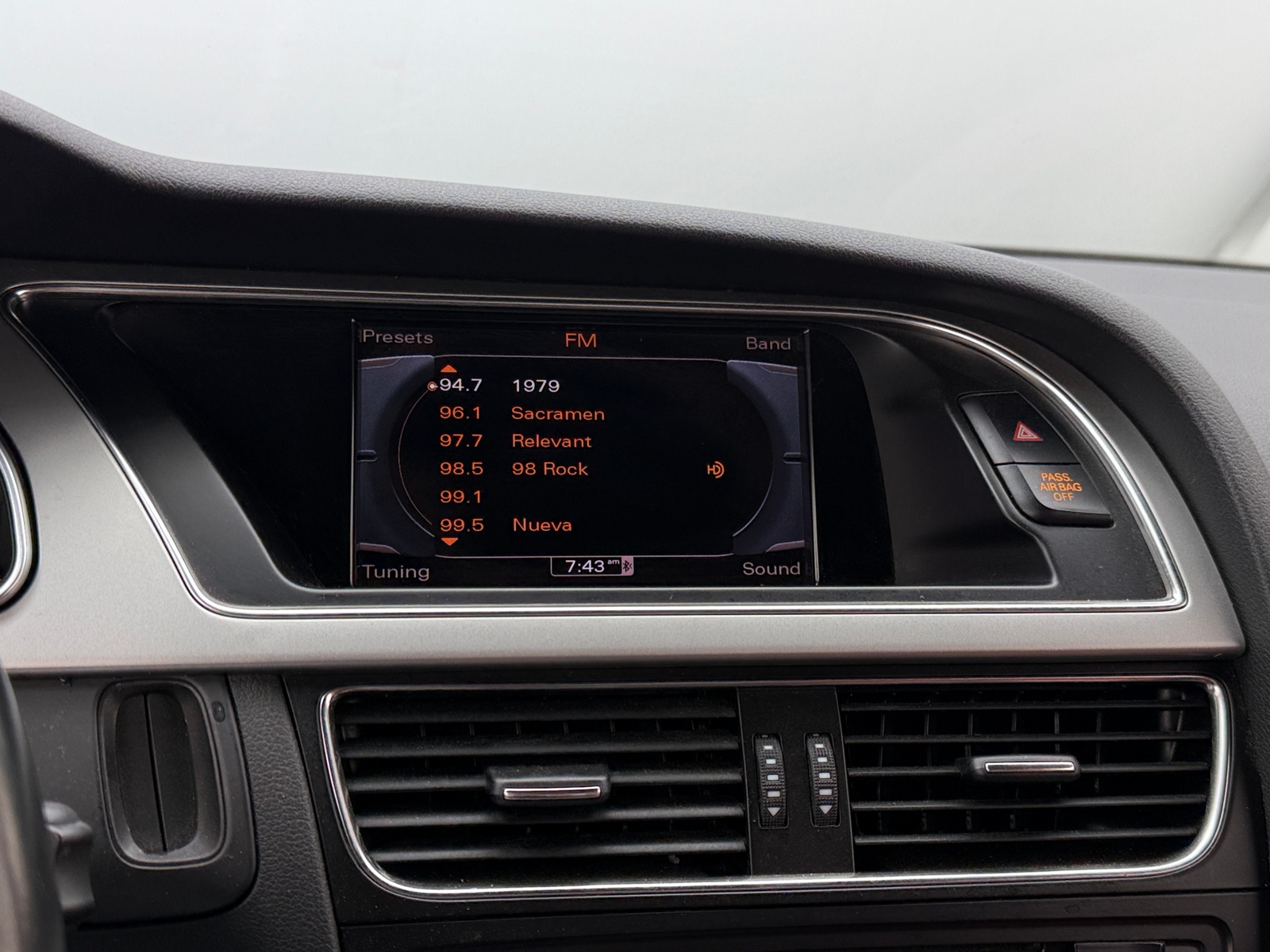 Thumbnail: 2012 Audi S5 - 3