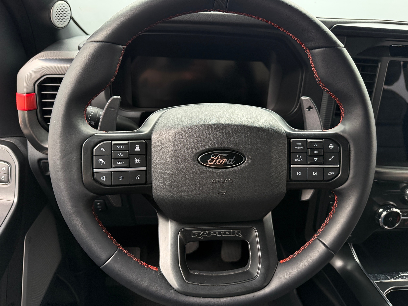 Thumbnail: 2025 Ford Econoline - 4