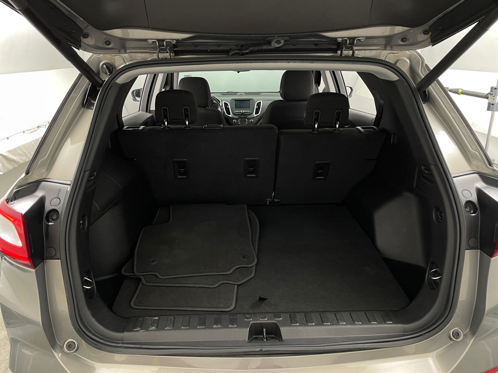 Thumbnail: 2018 Chevrolet Equinox - 7