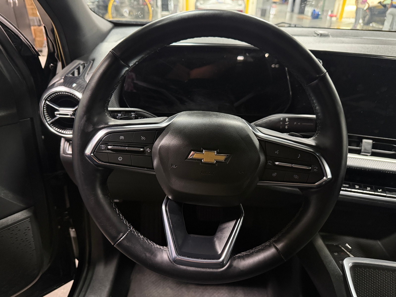 Thumbnail: 2025 Chevrolet Equinox - 5