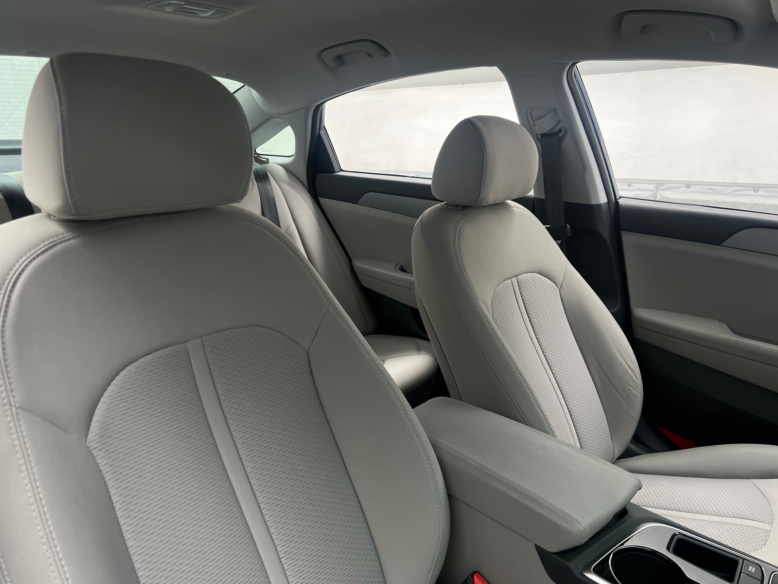 Thumbnail: 2019 Hyundai Sonata - 2