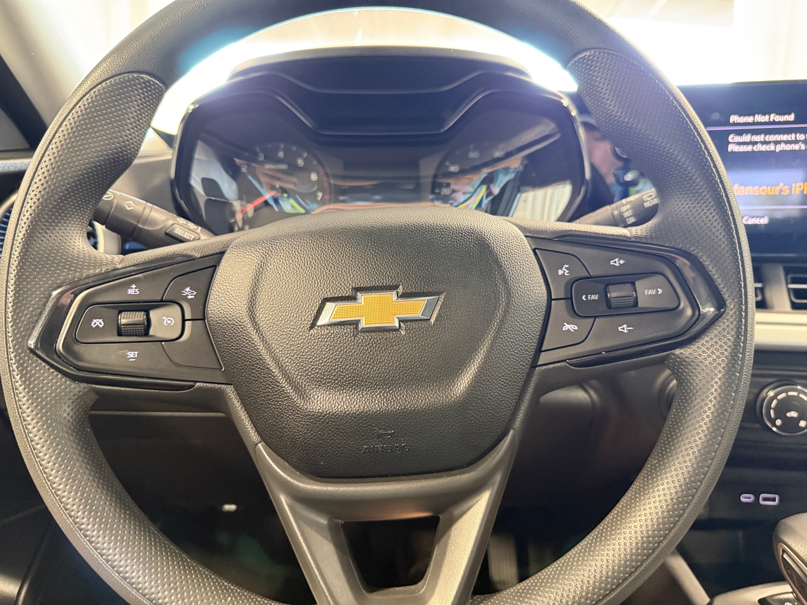 Thumbnail: 2024 Chevrolet Trax - 5