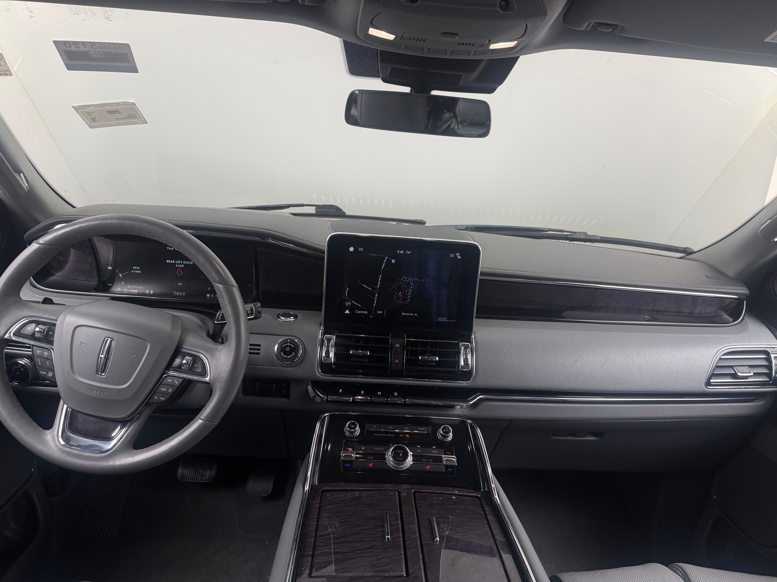 Thumbnail: 2019 Lincoln Navigator L - 2