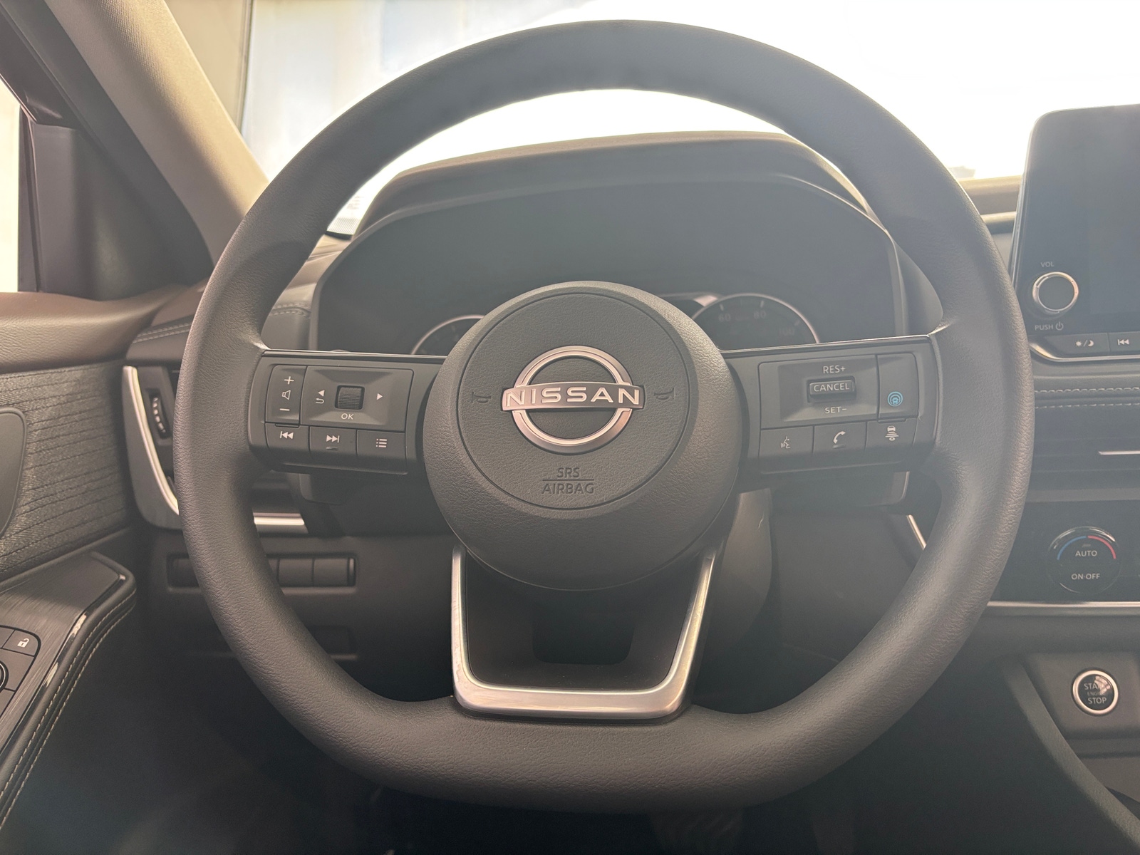 Thumbnail: 2023 Nissan Rogue - 5