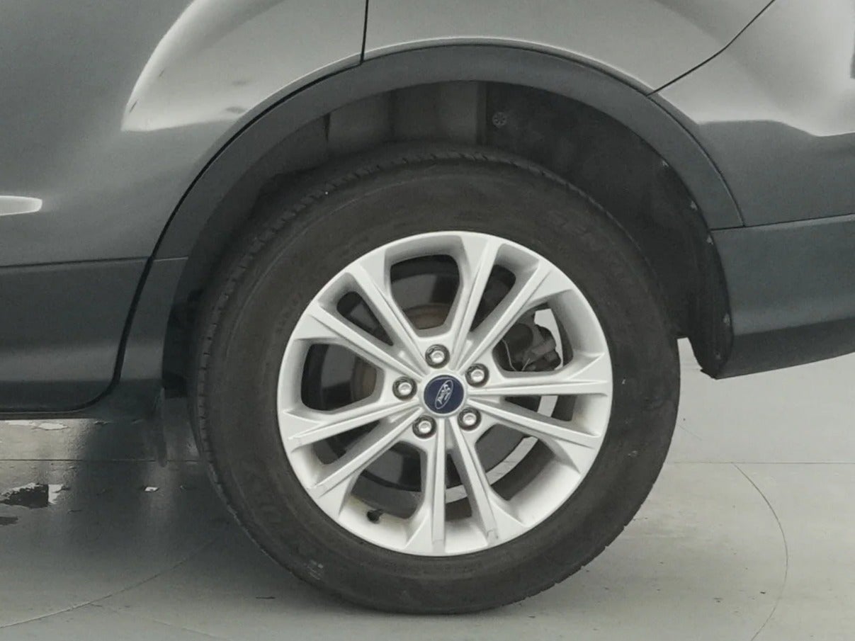 2017 Ford Escape SE - Photo 16
