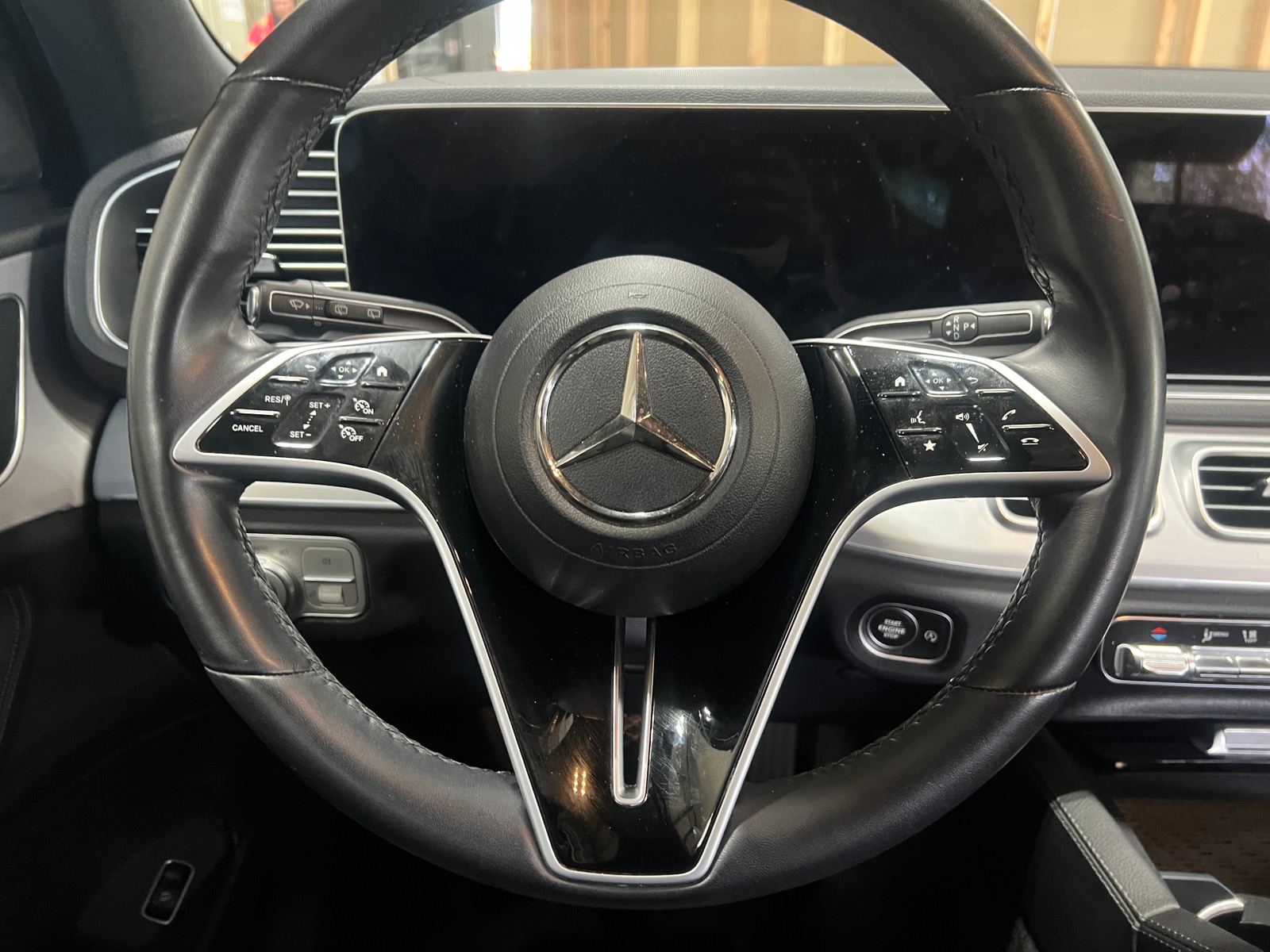 Thumbnail: 2024 Mercedes-Benz GLE - 5