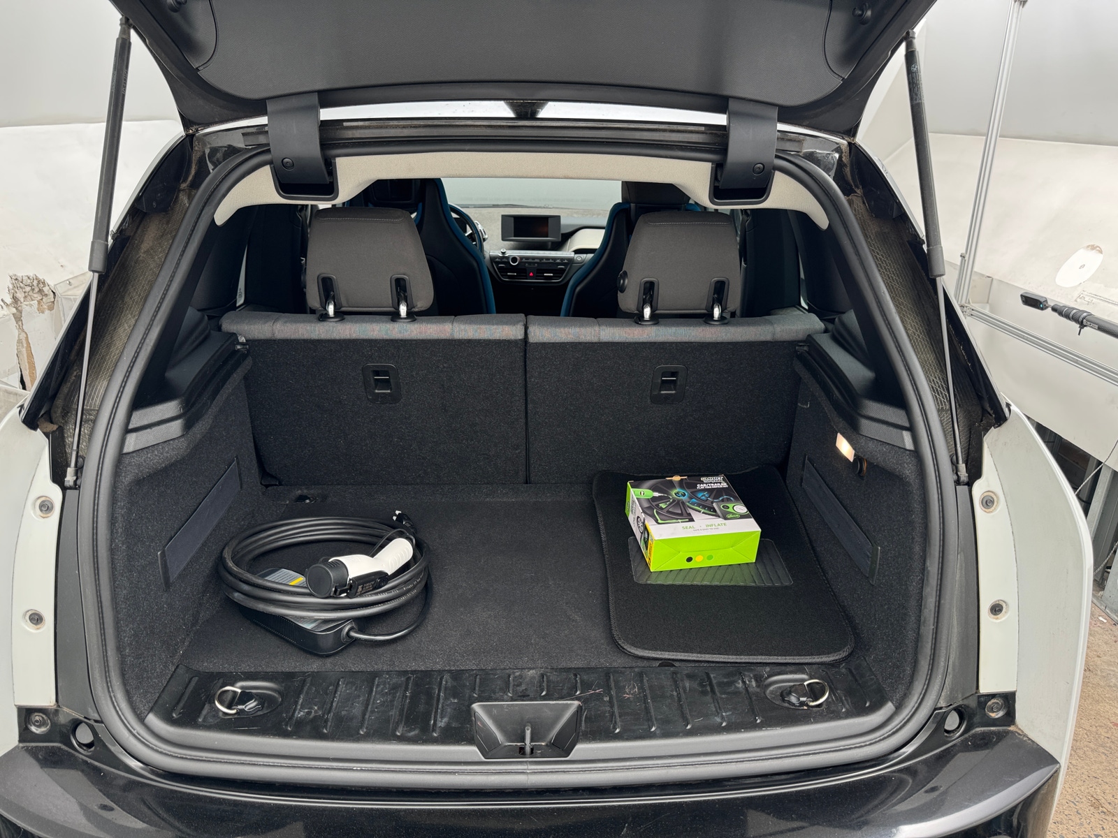 Thumbnail: 2018 BMW i3 - 7