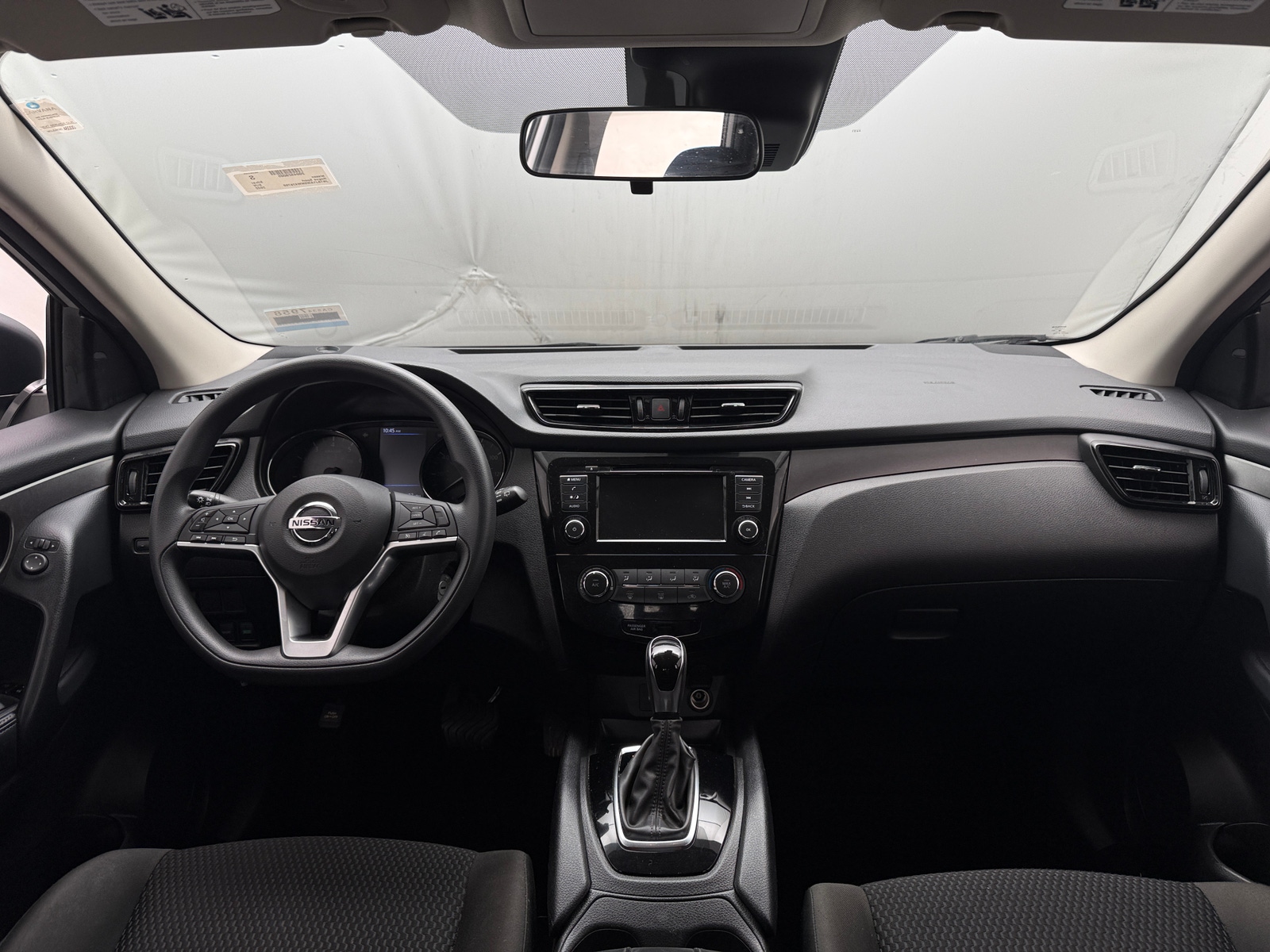 Thumbnail: 2022 Nissan Rogue Sport - 3