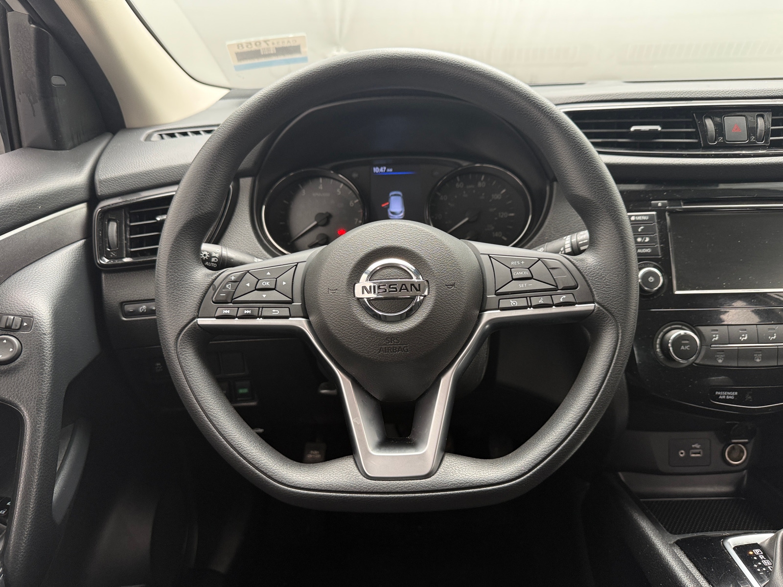 Thumbnail: 2022 Nissan Rogue Sport - 5