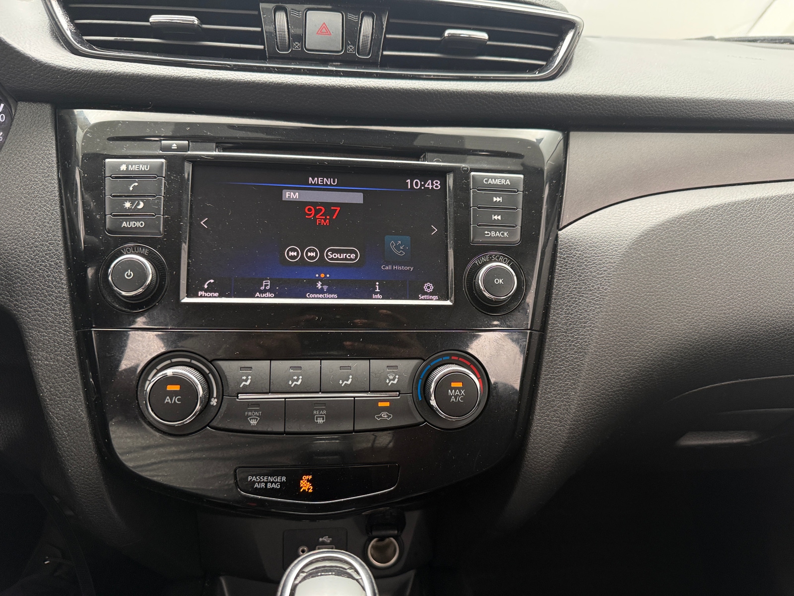 Thumbnail: 2022 Nissan Rogue Sport - 4