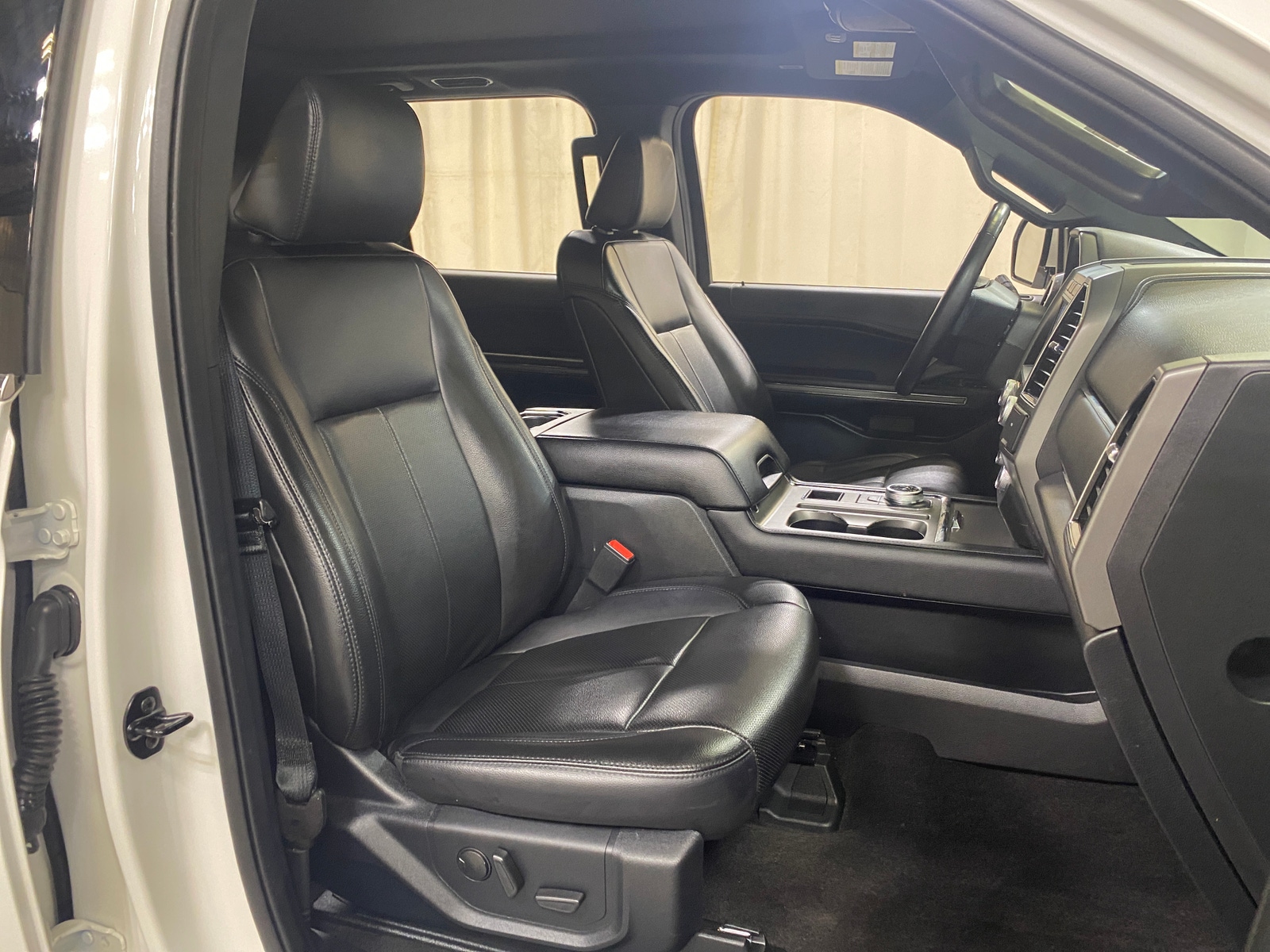 Thumbnail: 2021 Ford Expedition - 2