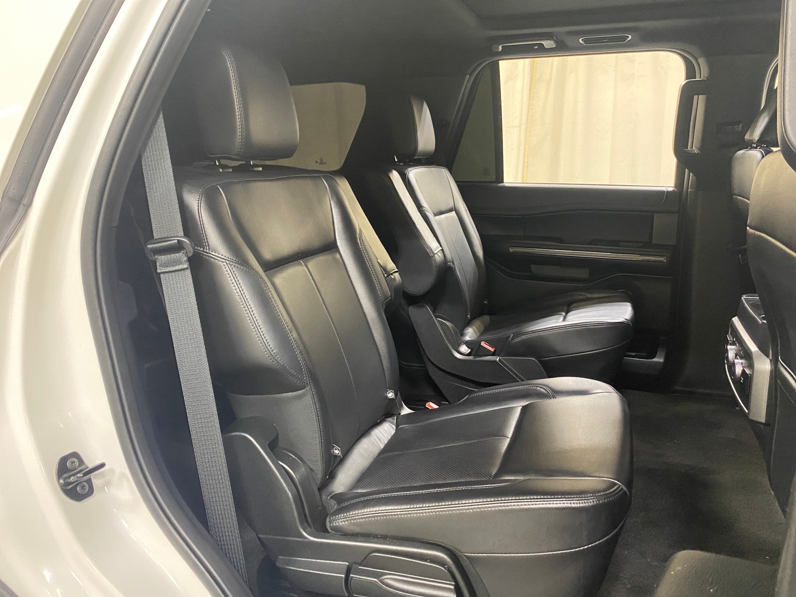 Thumbnail: 2021 Ford Expedition - 6