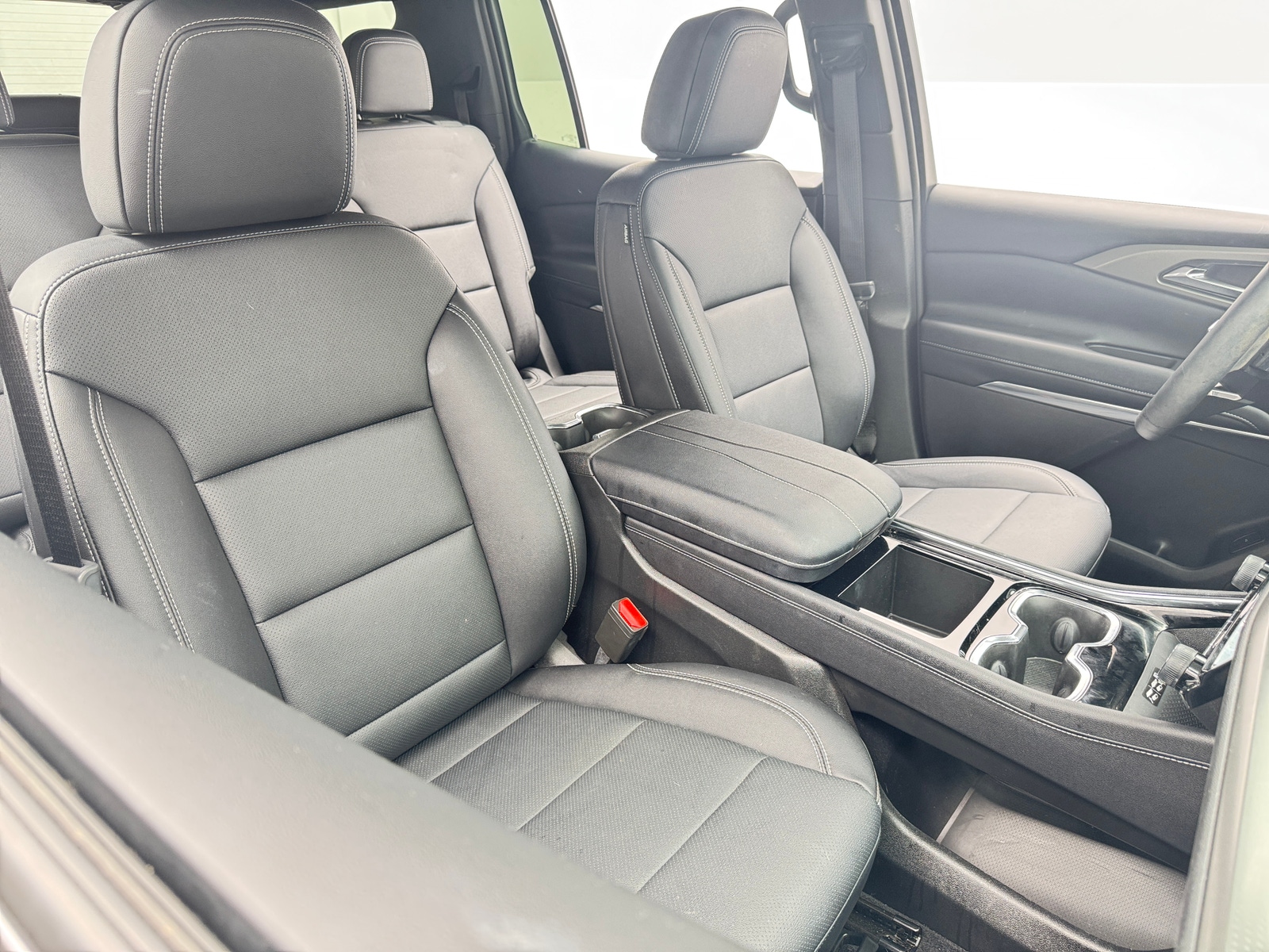 Thumbnail: 2026 Chevrolet Traverse - 2