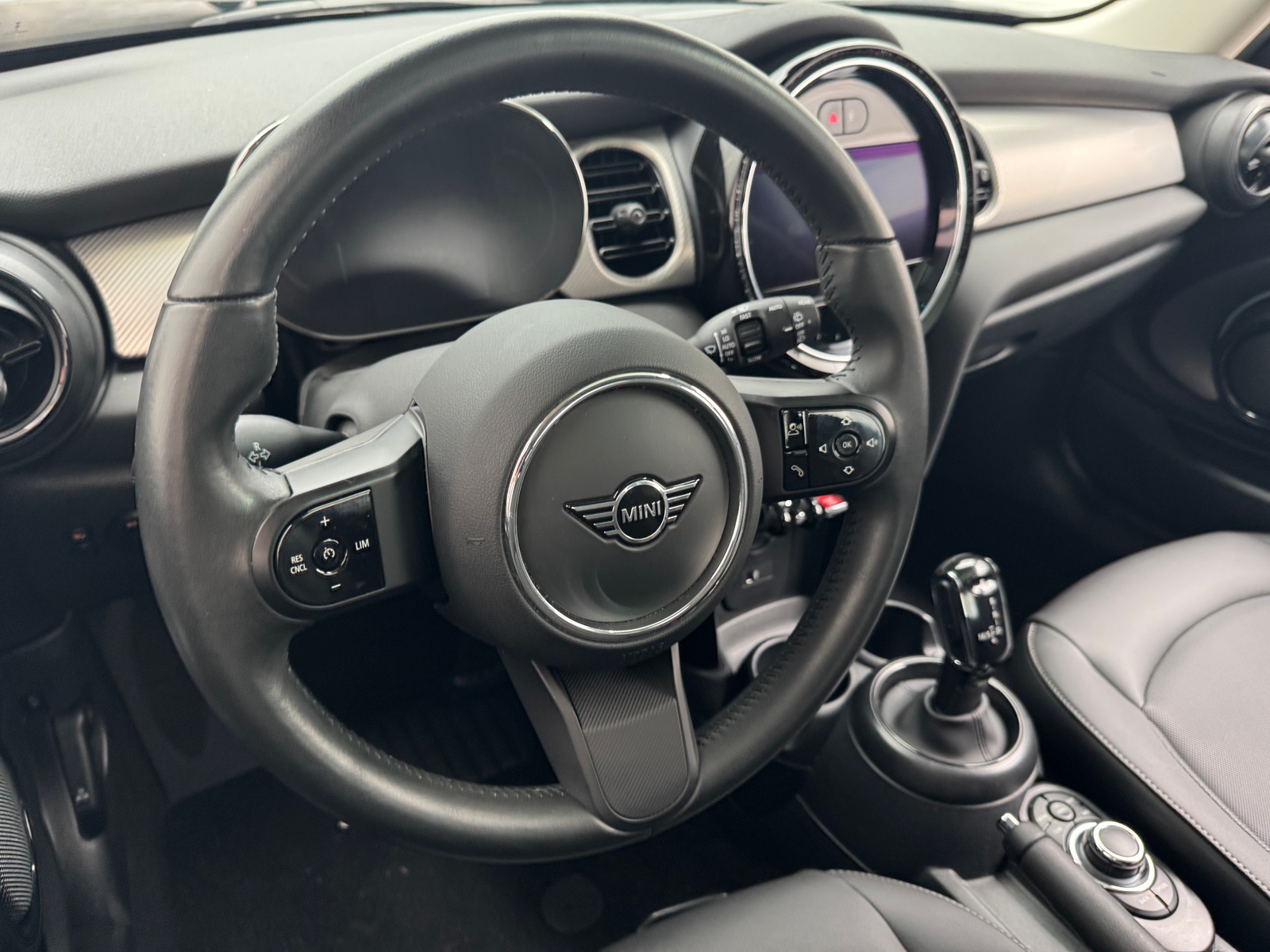 Thumbnail: 2024 MINI Cooper Hardtop - 4