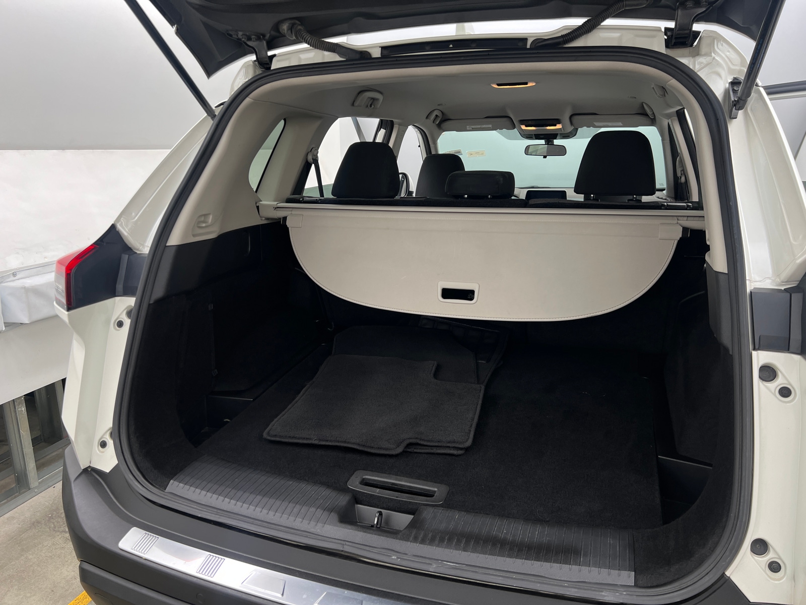 Thumbnail: 2023 Nissan Rogue - 7