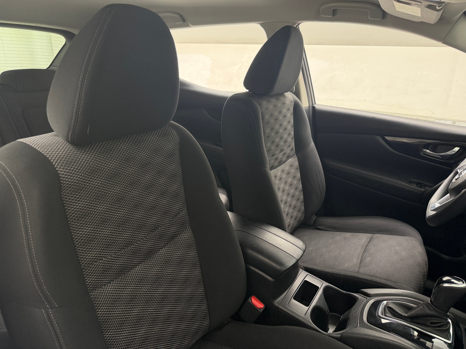 Thumbnail: 2020 Nissan Rogue Sport - 2