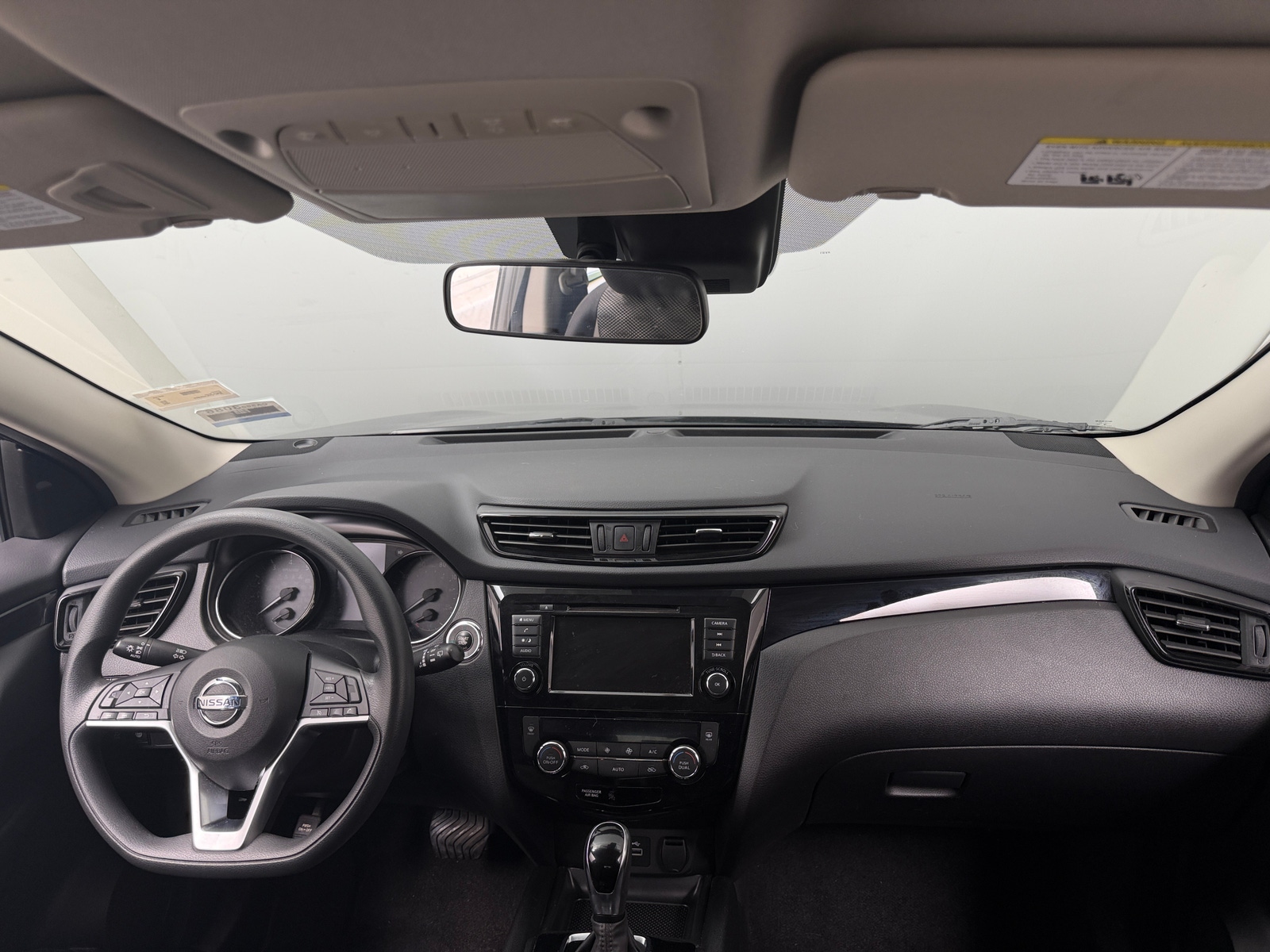 Thumbnail: 2020 Nissan Rogue Sport - 3