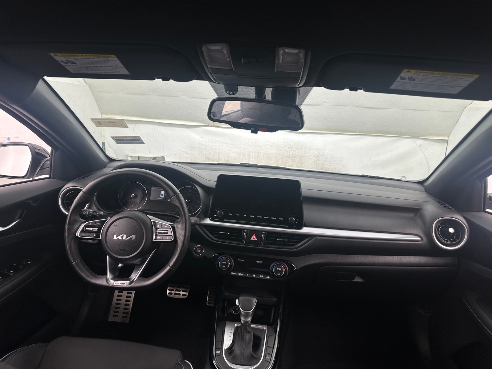 Thumbnail: 2024 Kia Forte - 3