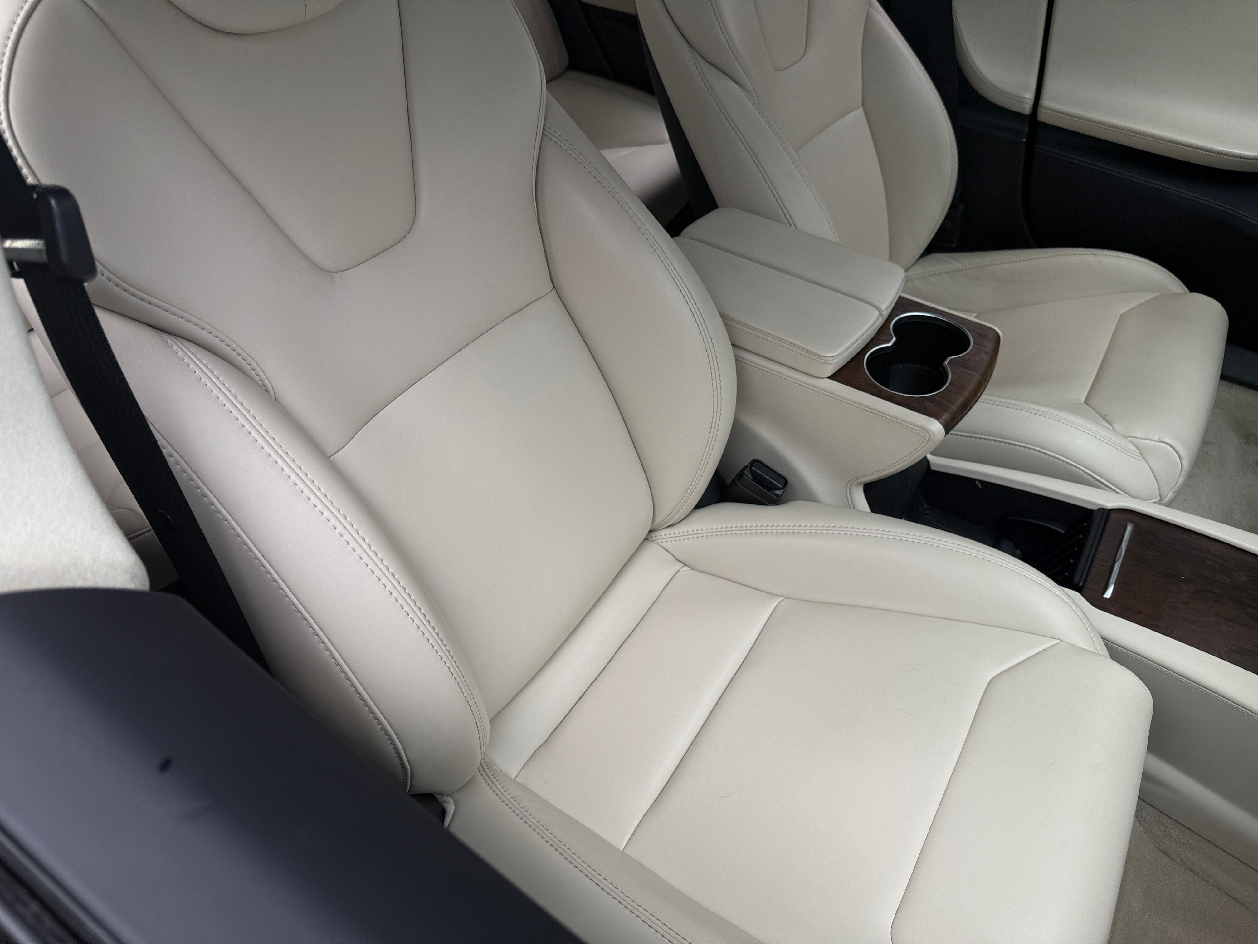 Used 2017 Tesla Model S 100D with VIN 5YJSA1E27HF228824 for sale in Oak Creek, WI