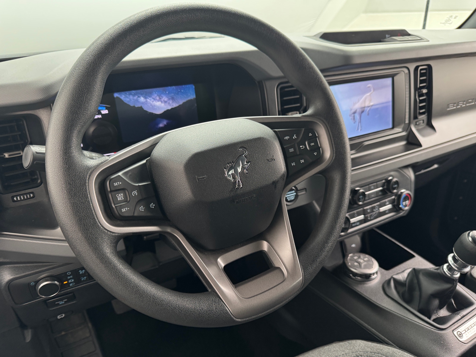 Thumbnail: 2022 Ford Bronco - 5