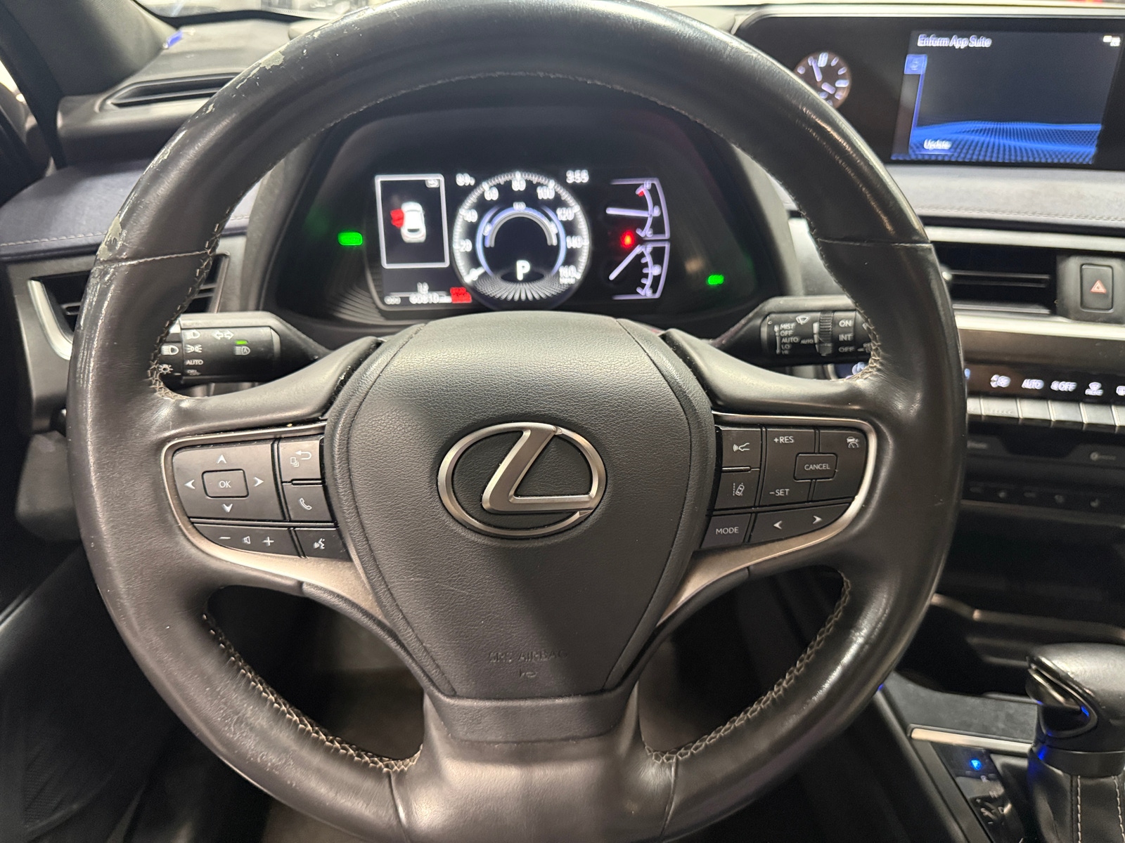 Thumbnail: 2020 Lexus UX - 4