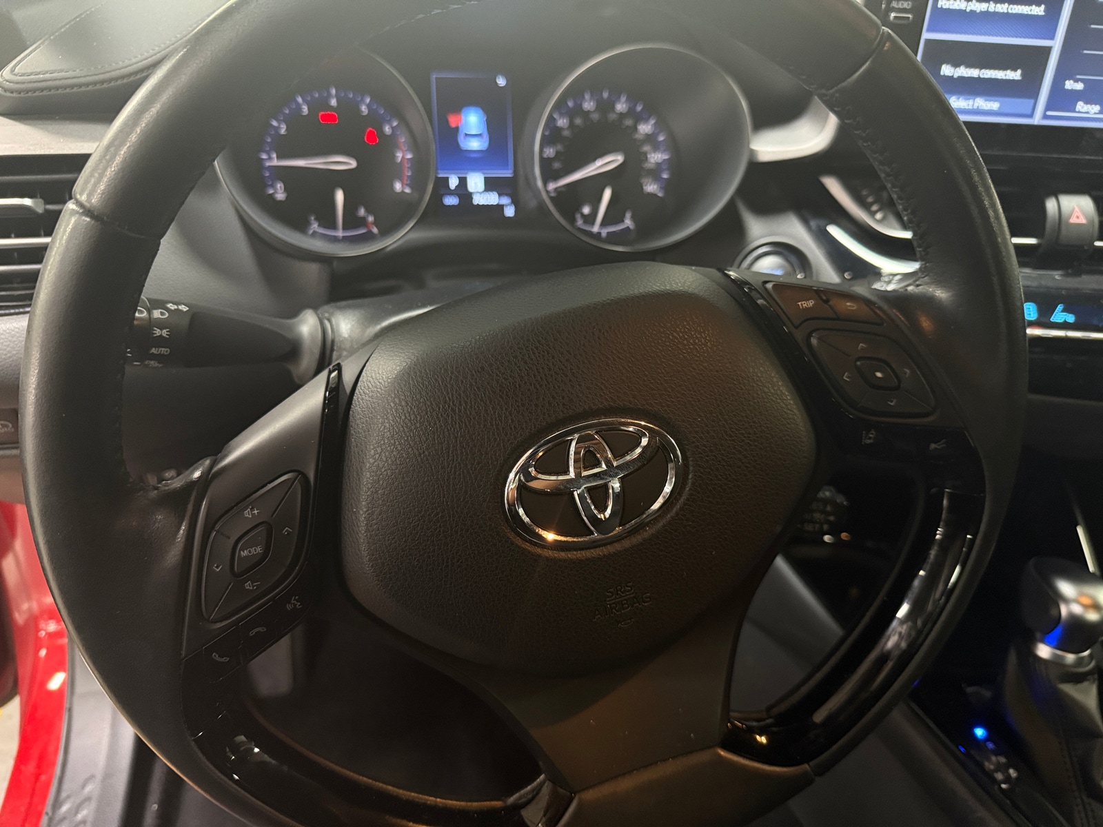 Thumbnail: 2022 Toyota C-HR - 5