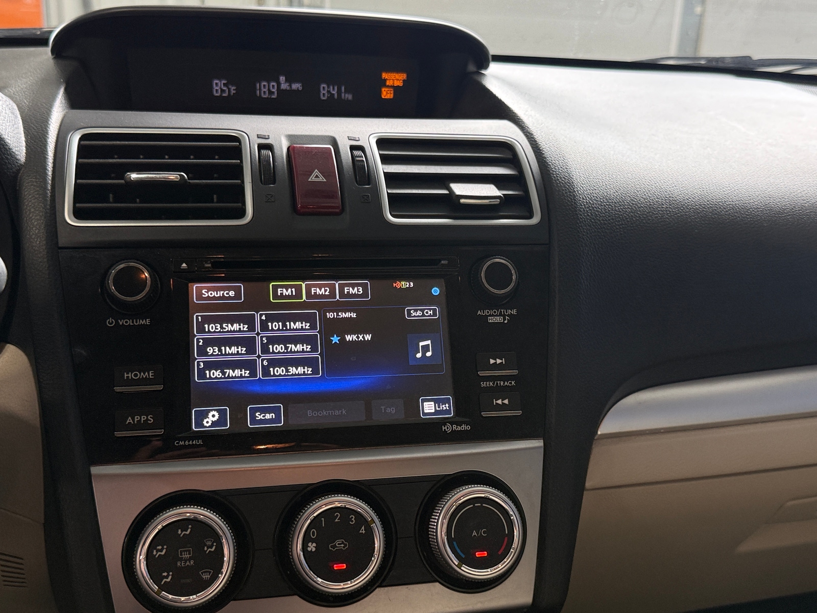 Thumbnail: 2015 Subaru XV Crosstrek - 4