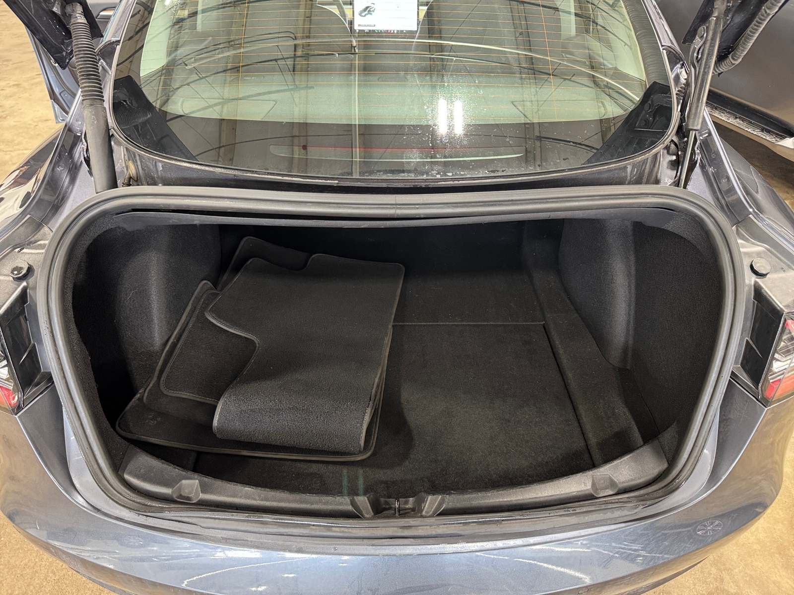 Thumbnail: 2021 Tesla Model 3 - 6