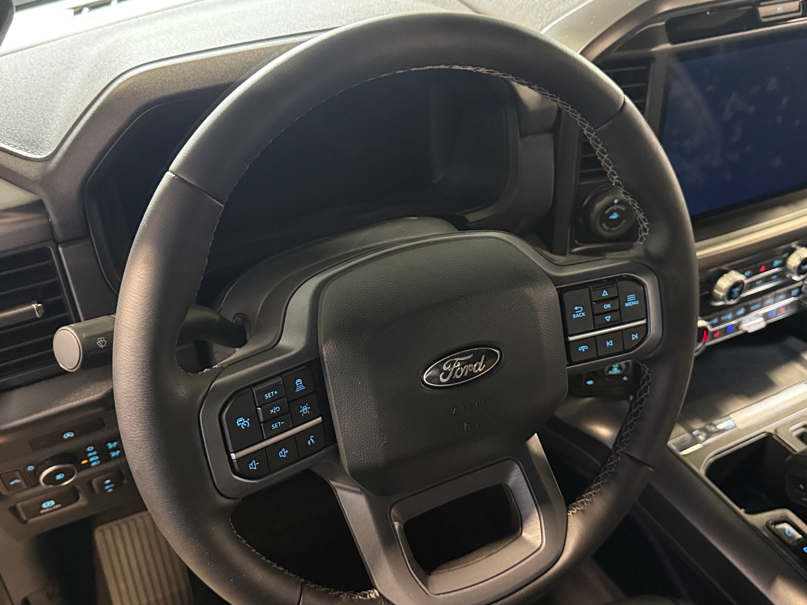 Thumbnail: 2025 Ford Econoline - 4