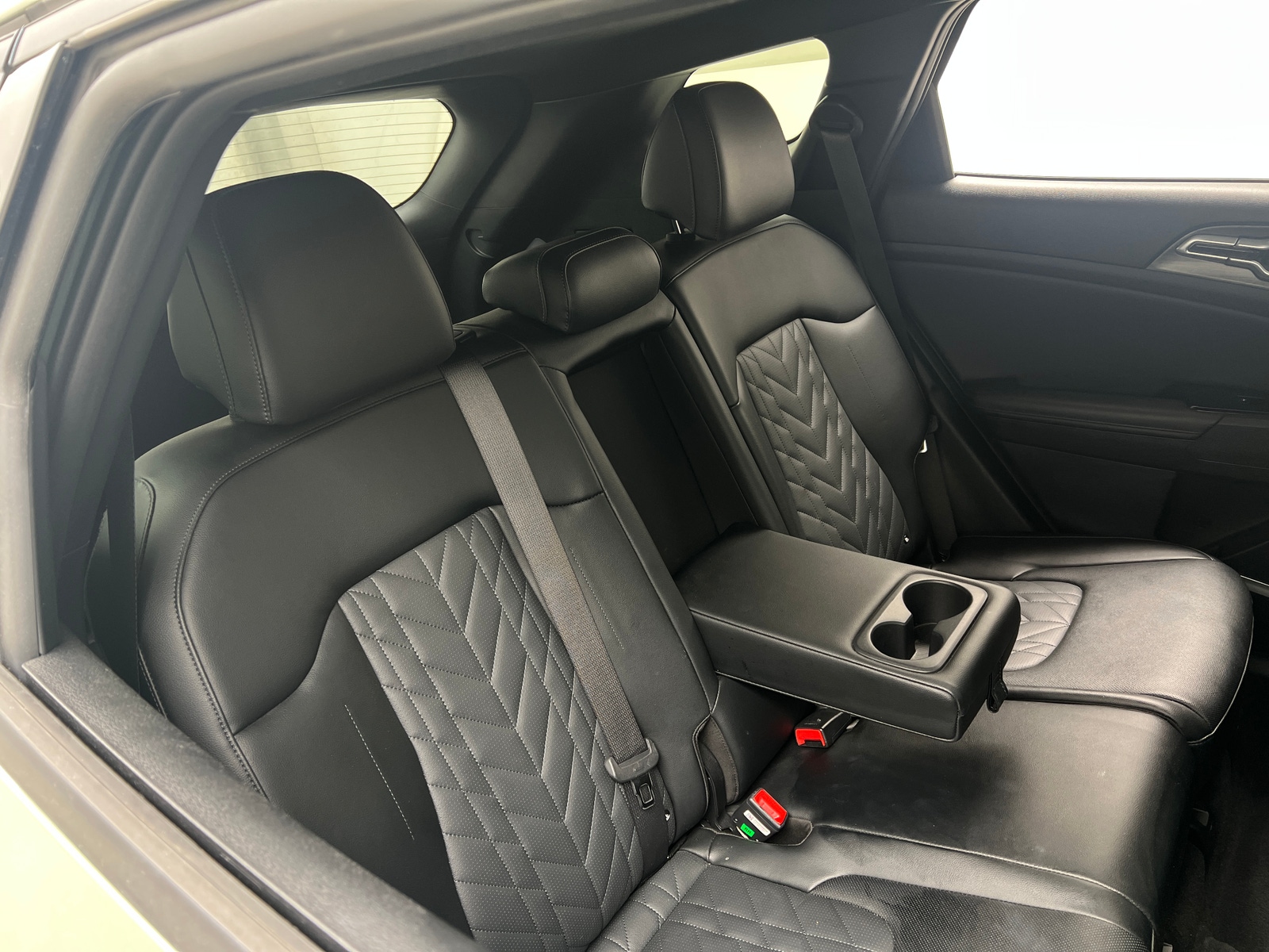 Thumbnail: 2023 Kia Sportage - 5