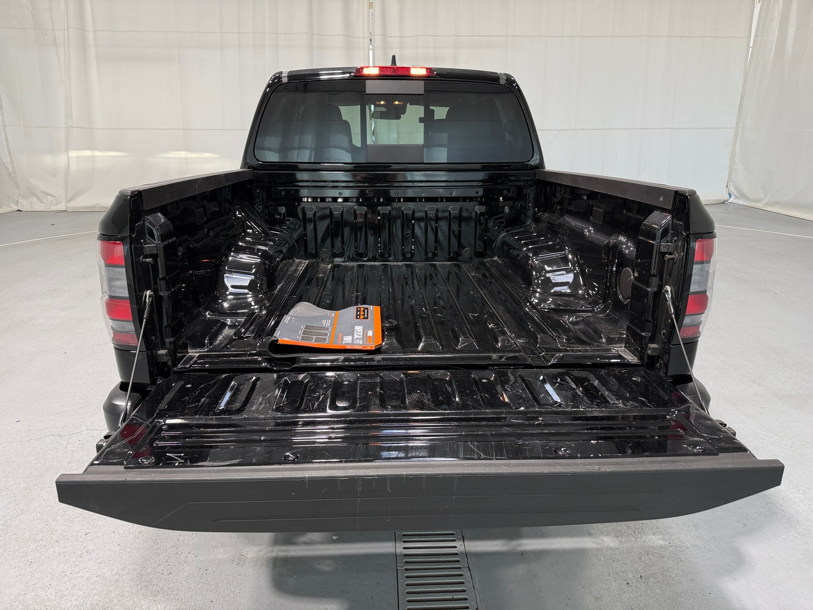 Thumbnail: 2025 Nissan Frontier - 7
