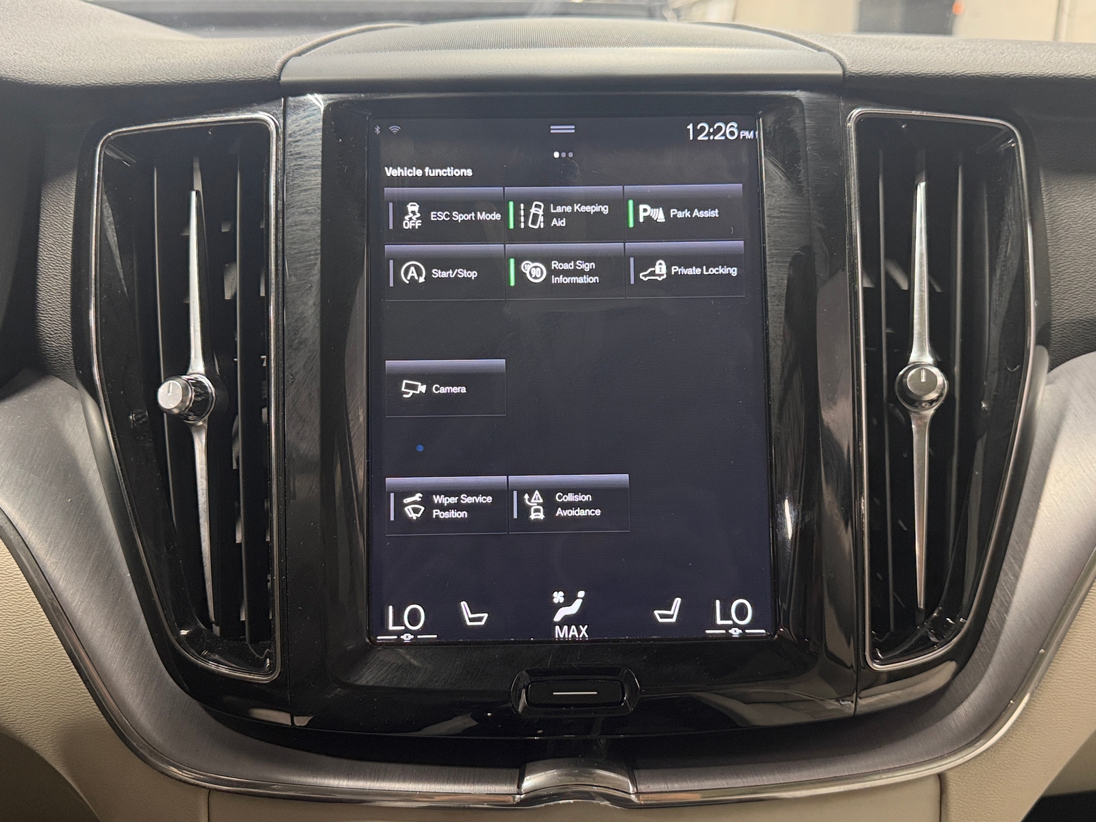 Thumbnail: 2020 Volvo XC60 - 3