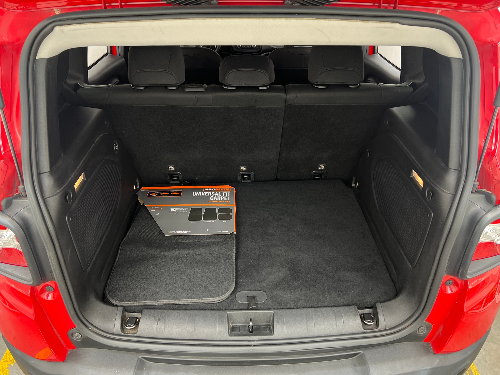 Thumbnail: 2015 Jeep Renegade - 7