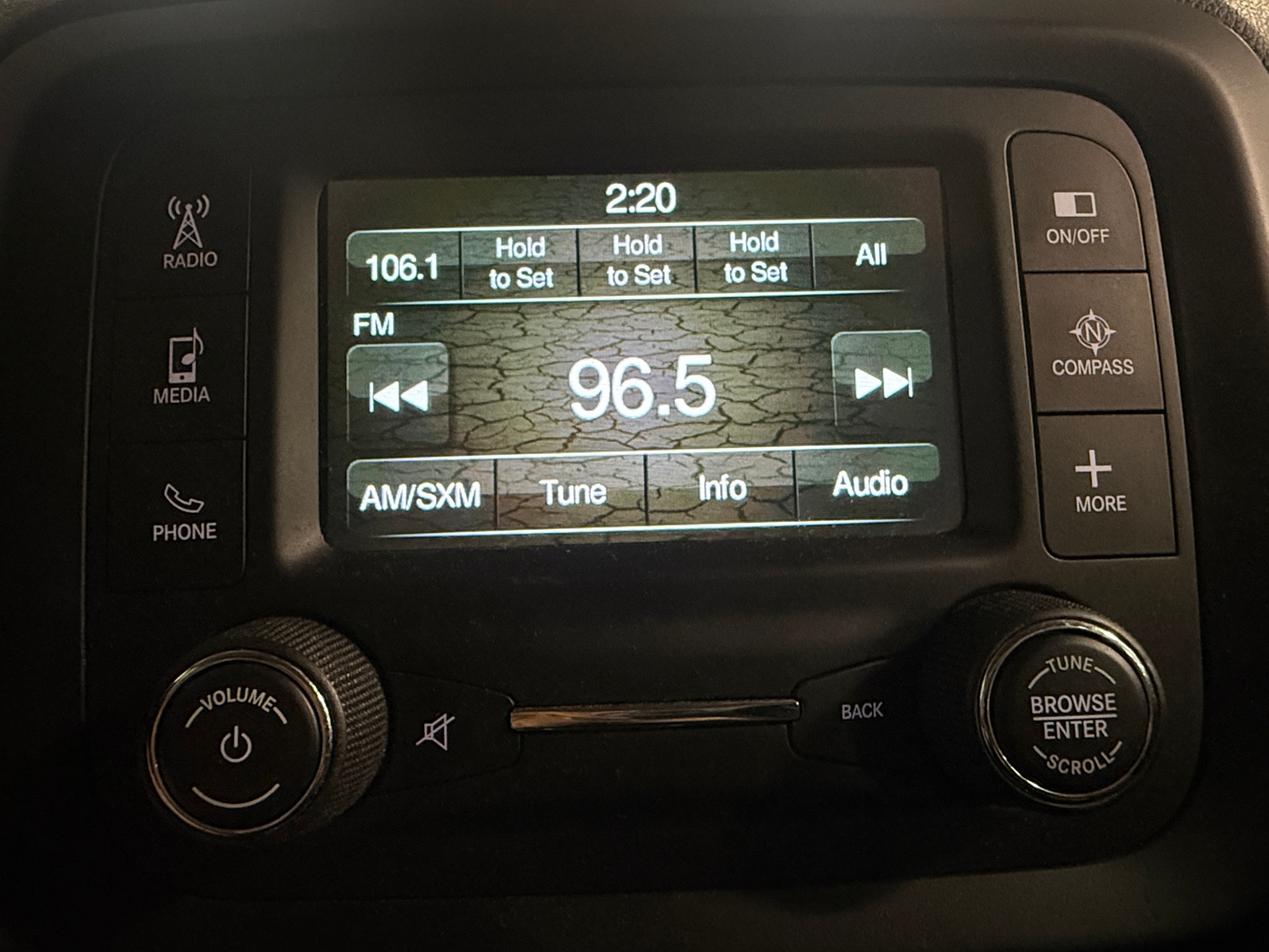 Thumbnail: 2015 Jeep Renegade - 4