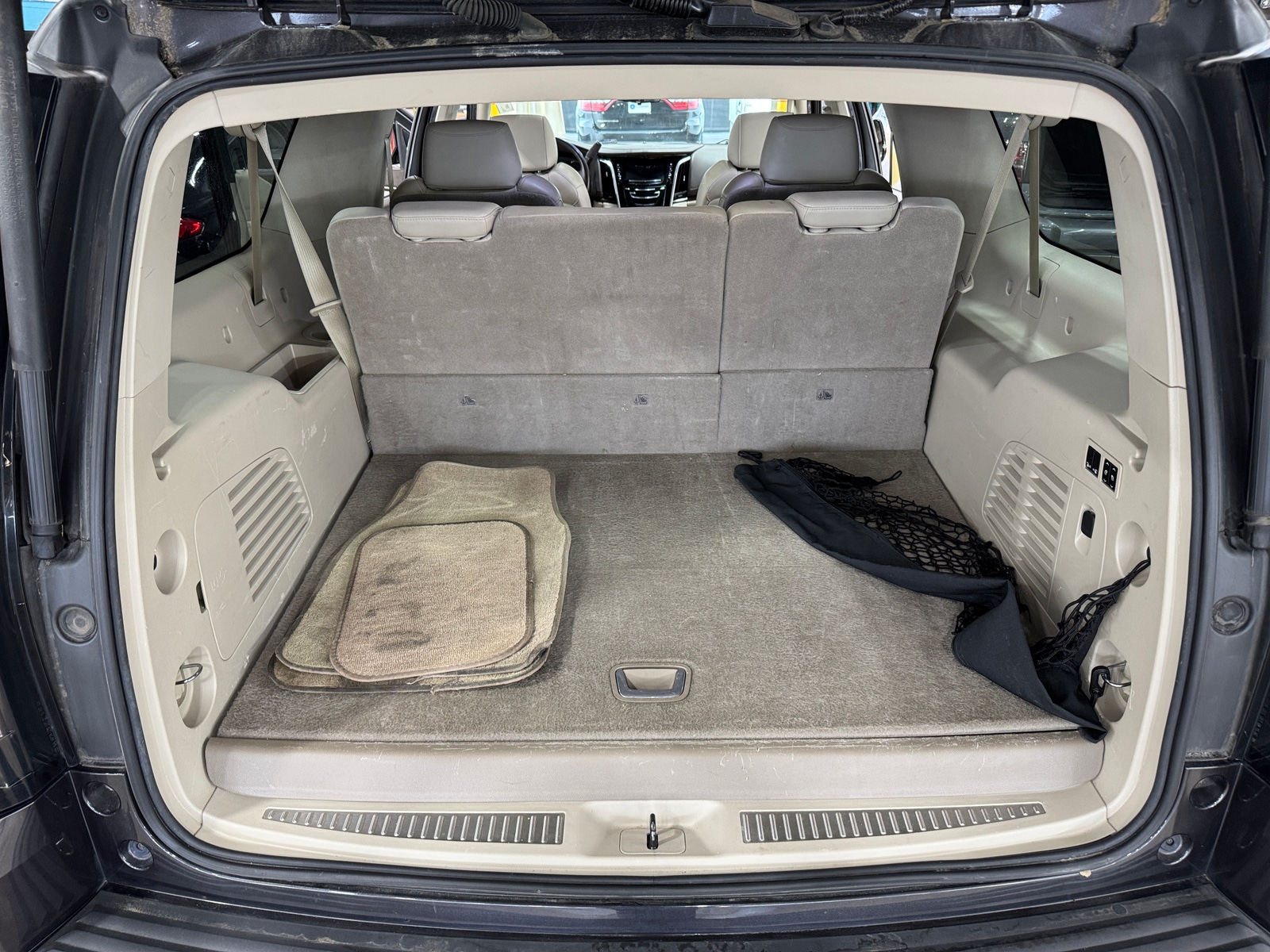 Thumbnail: 2017 Cadillac Escalade - 6