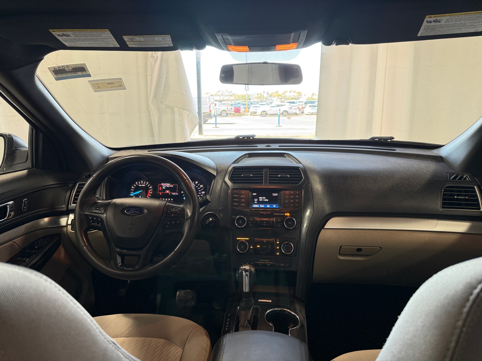 Thumbnail: 2018 Ford Explorer - 3