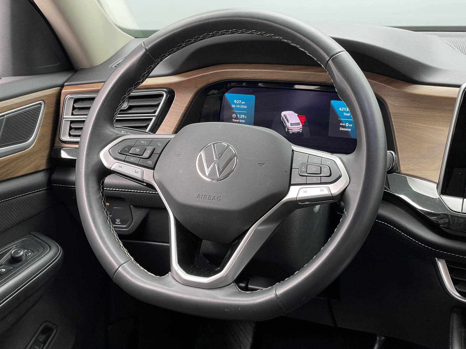 Thumbnail: 2025 Volkswagen Atlas - 4