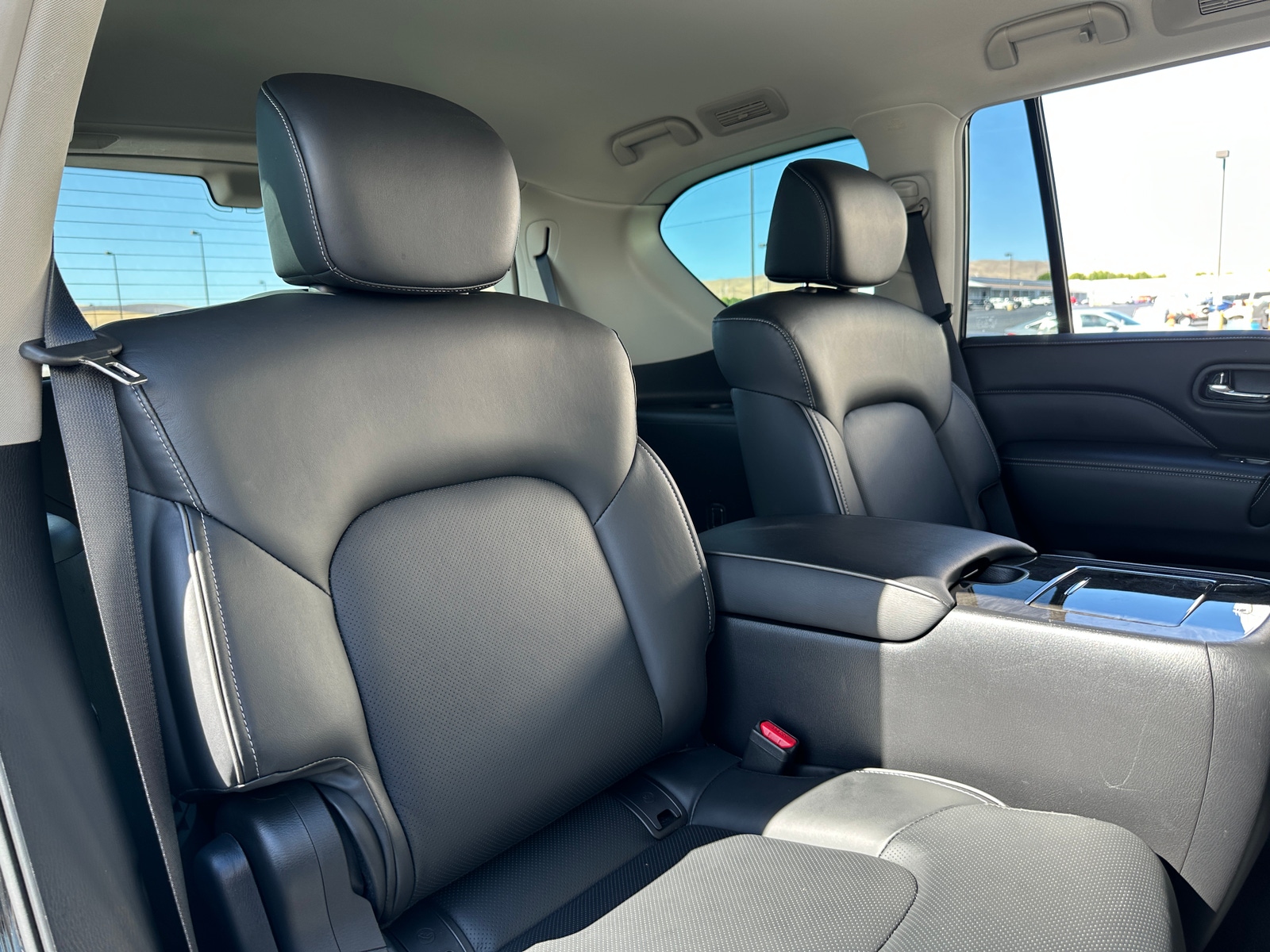 Thumbnail: 2023 INFINITI QX80 - 5