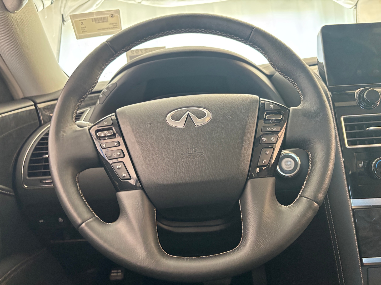 Thumbnail: 2023 INFINITI QX80 - 4