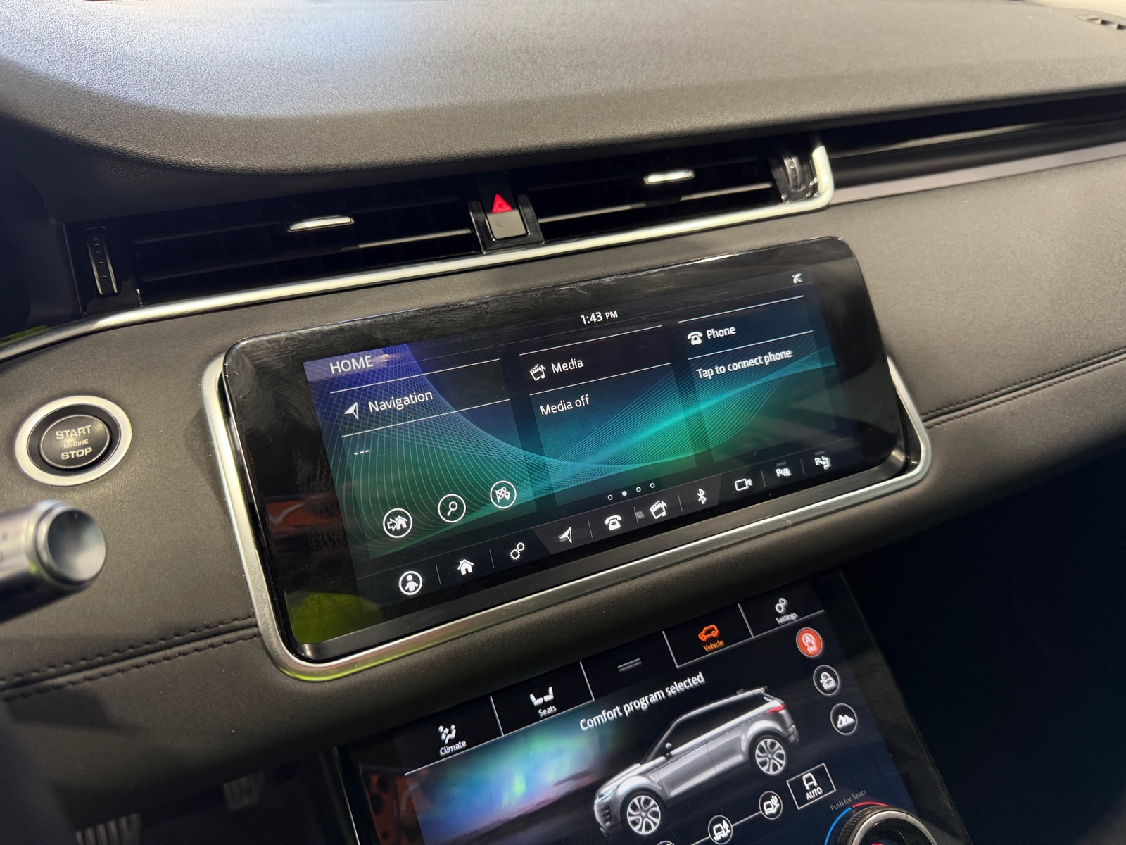 Thumbnail: 2020 Land Rover Range Rover Evoque - 3