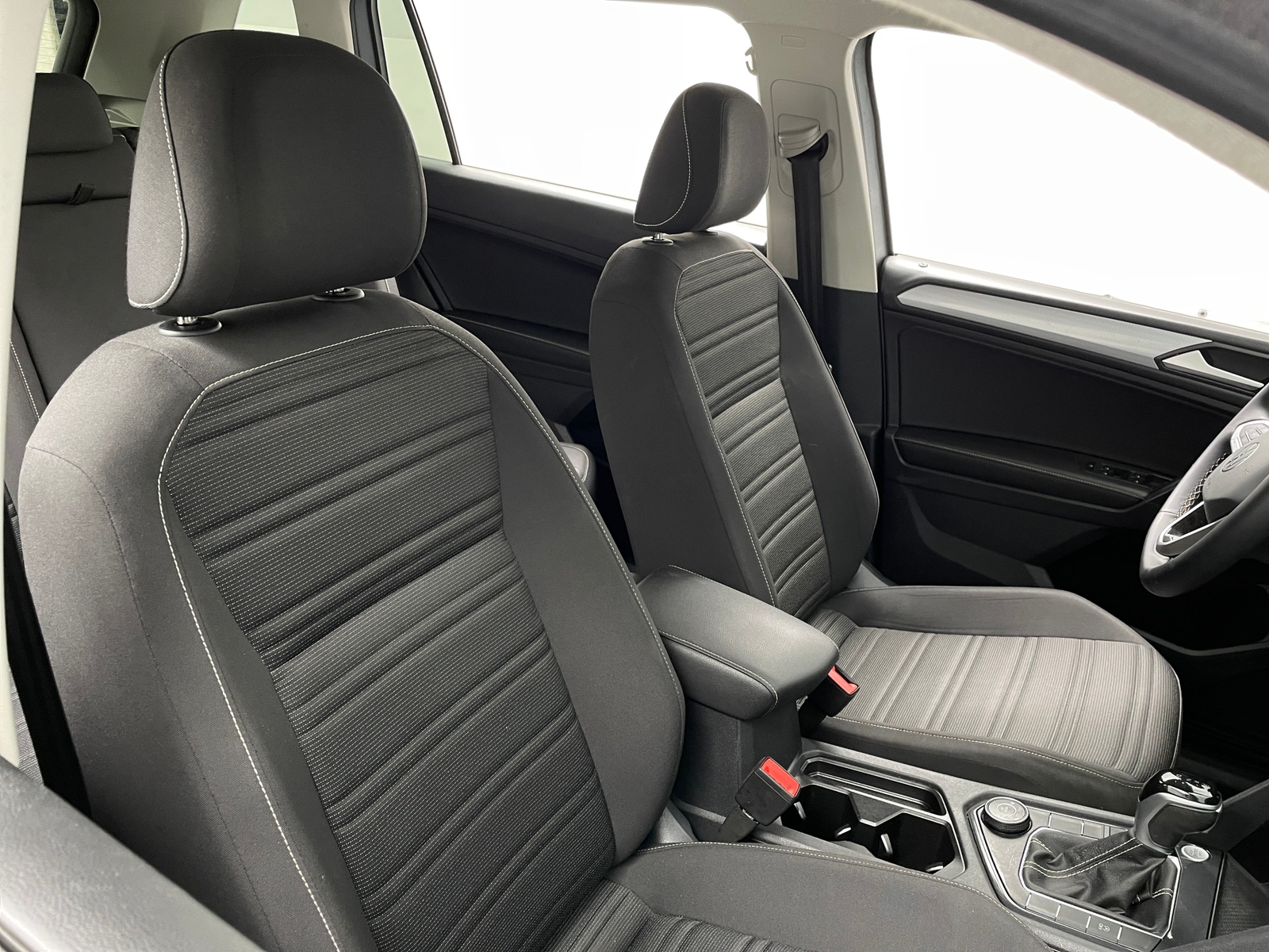 Thumbnail: 2024 Volkswagen Tiguan - 2